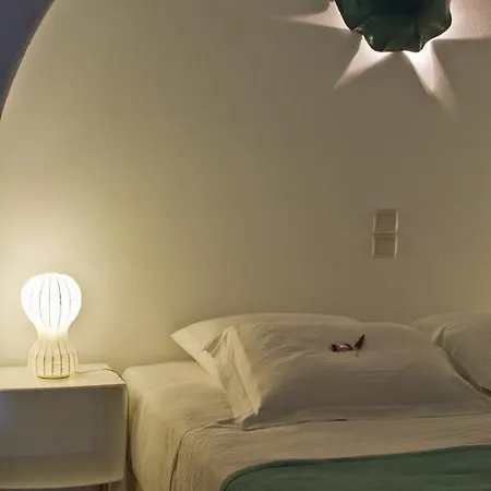 Stefani Suites Fira (Santorini)
