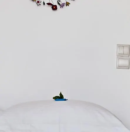 Stefani Suites Apart Otel Fira (Santorini)